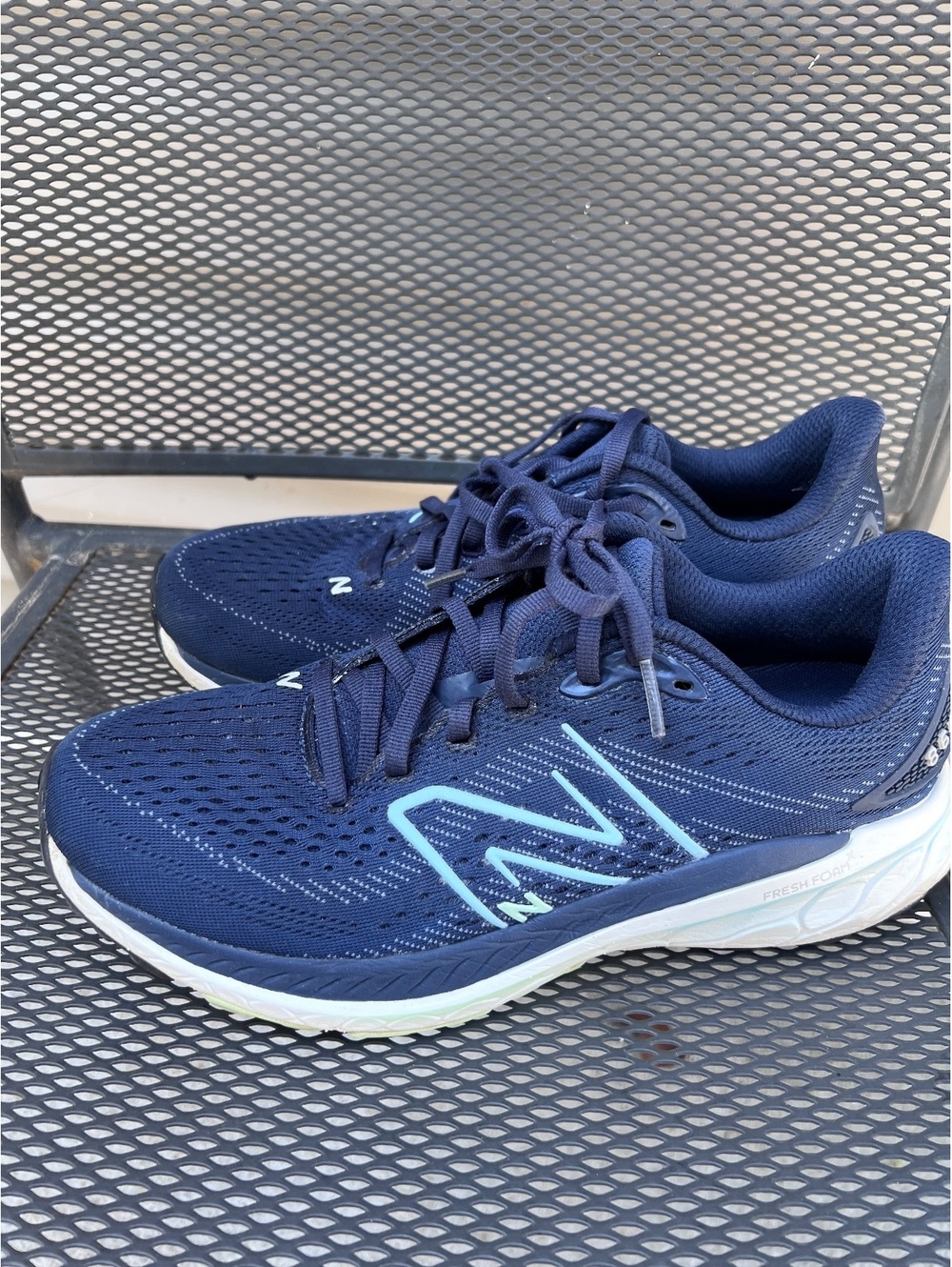 New Balance 860 Navy Blue Running Shoes Size 9